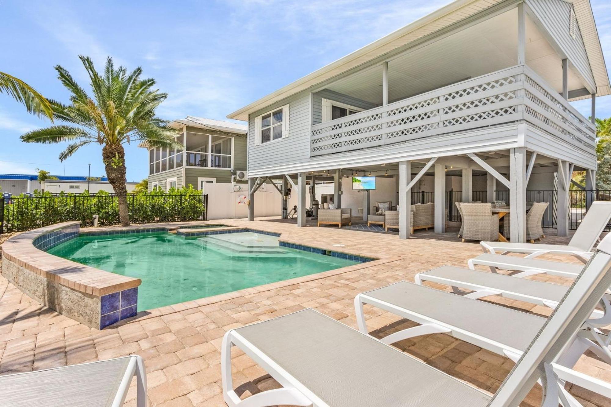 Shells N Sunshine! Getaway Destination Just Minutes From The White Sandy Beaches Of Fort Myers! Home Fort Myers Beach Exterior photo